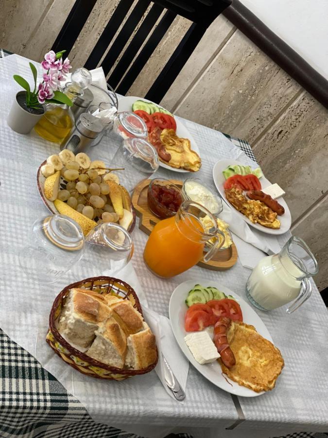 בראט Cuci B&B מראה חיצוני תמונה